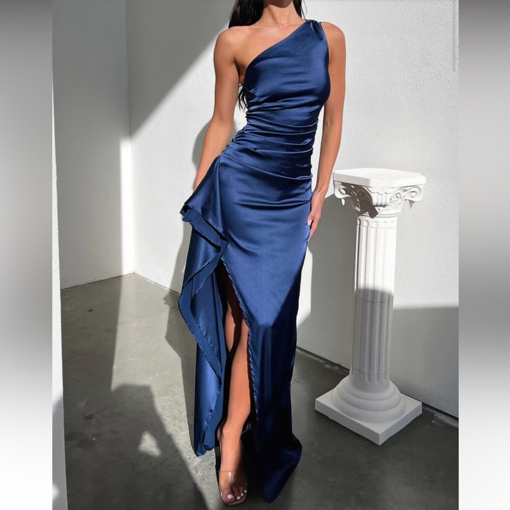 beautiful navy blue maxi dress